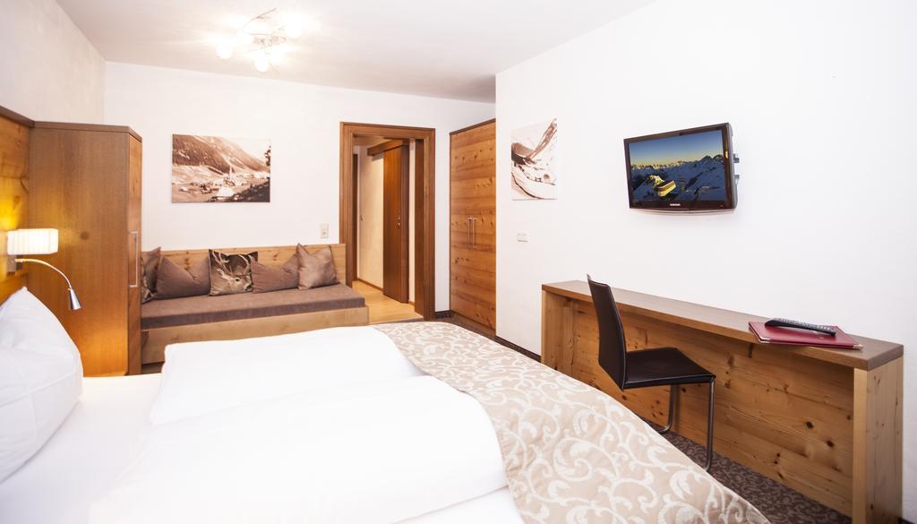 Hotel Garni Mirabell イシュグル エクステリア 写真
