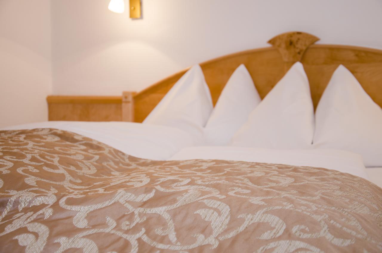 Hotel Garni Mirabell イシュグル エクステリア 写真